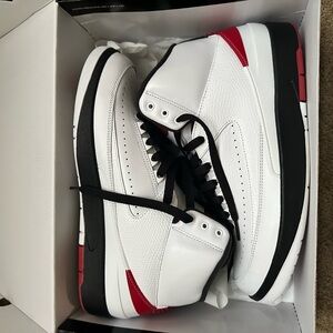 Air Jordan Retro 2 “Chicago”